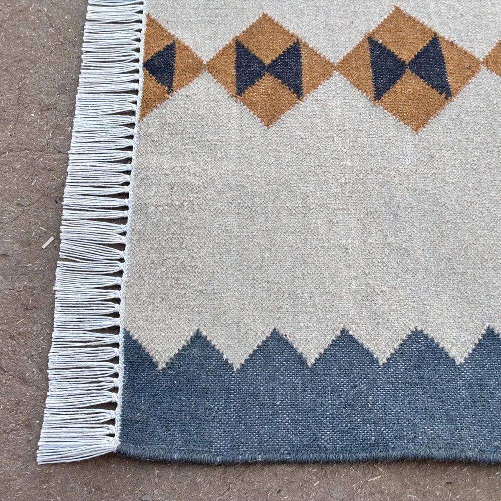 Handmade Wool Multicolor Vintage Dhurrie For Home